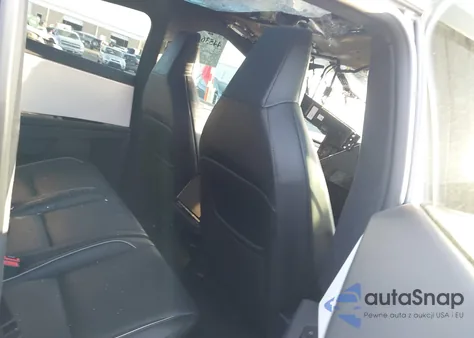 2024 Tesla Cybertruck All-Wheel Drive from USA, damaged, VIN 7G2CEHED8RA010454